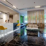 Royal East 4*
