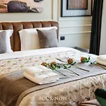 Royal East Hotel 4*