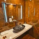 Royal East Hotel
