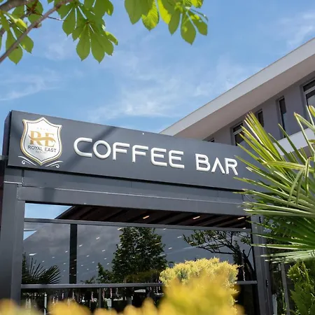 Szálloda Royal East 4*