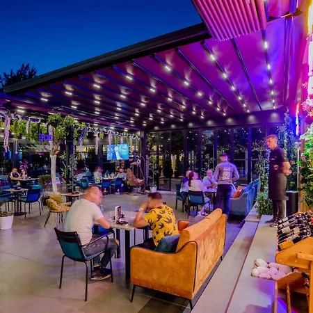 Royal East ホテル Mjull-Bethore