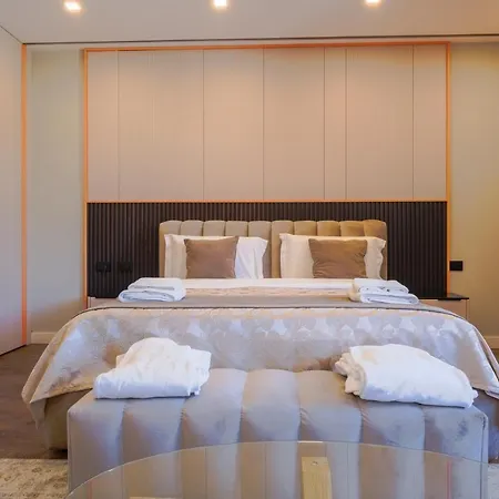 Hotel Royal East