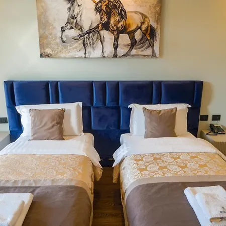 ホテル Royal East Mjull-Bethore