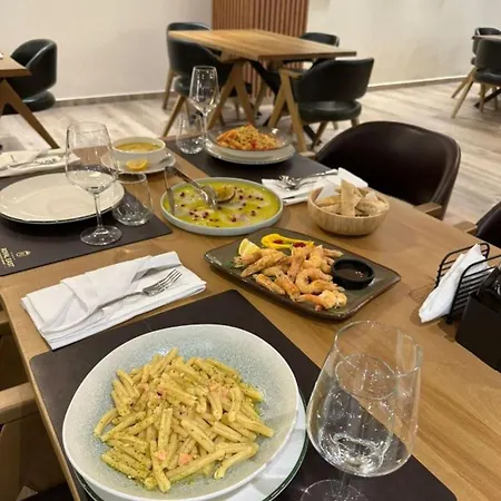 ホテル Royal East