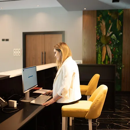 Szálloda Royal East 4*