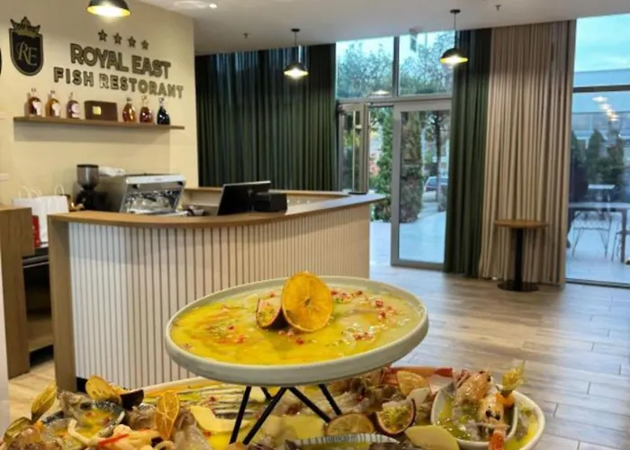 酒店 Royal East Mjull-Bethore