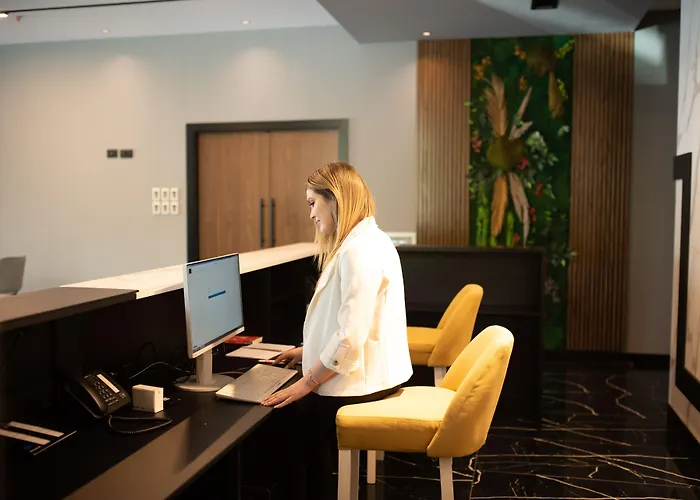 Hotel Royal East 4*